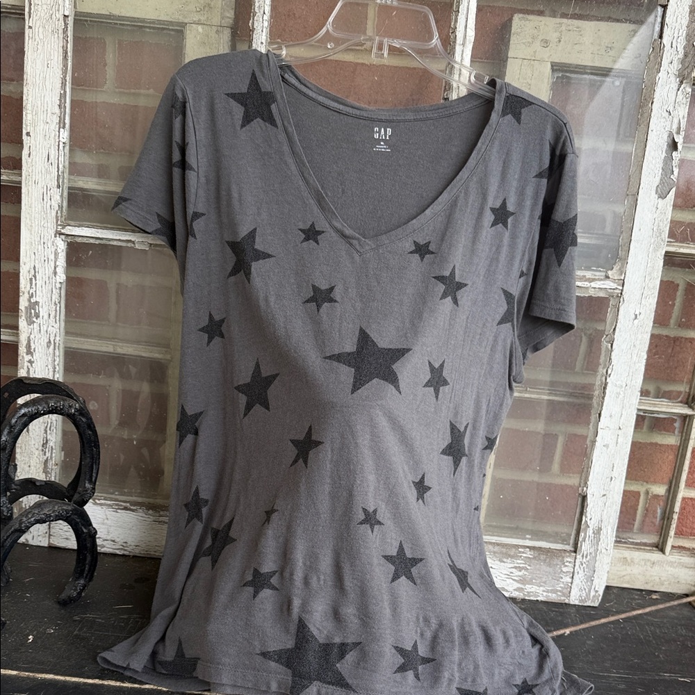 GAP Black Star Print Women's Tee